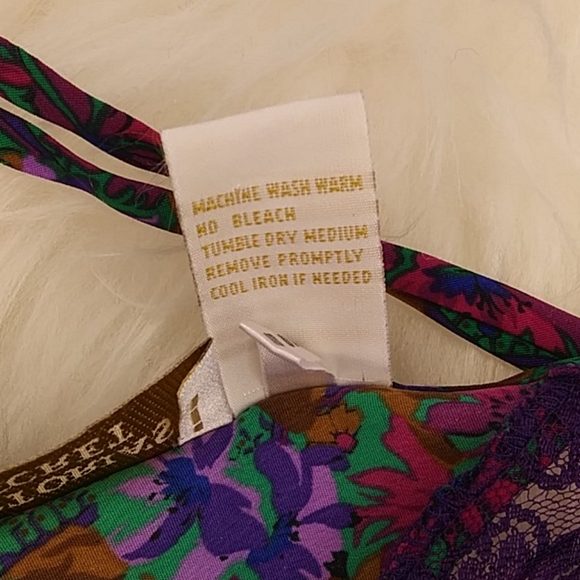 Victoria's Secret chemise and robe matching set - Picture 5 of 14